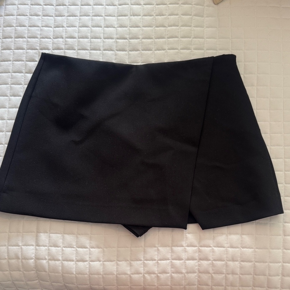 Zara Black Skort